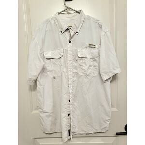 White Magellan Outdoors Men's short-sleeve button-down fishing shirt Size M